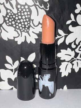 Mac Pure Zen lipstick